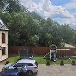 Mlynski Apartman Mikulicsin