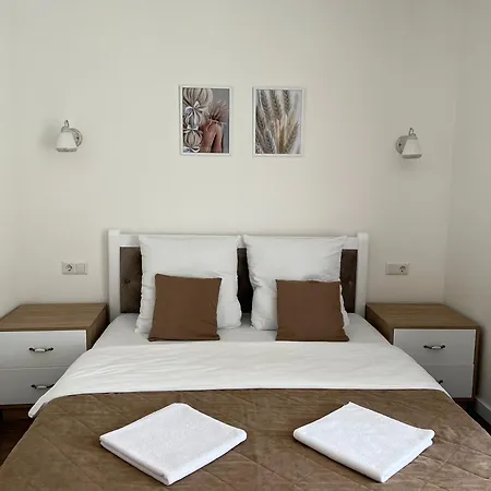 Mlynski * Mykulychyn